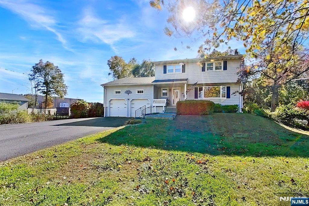 54 Mapledale Avenue - Photo 1