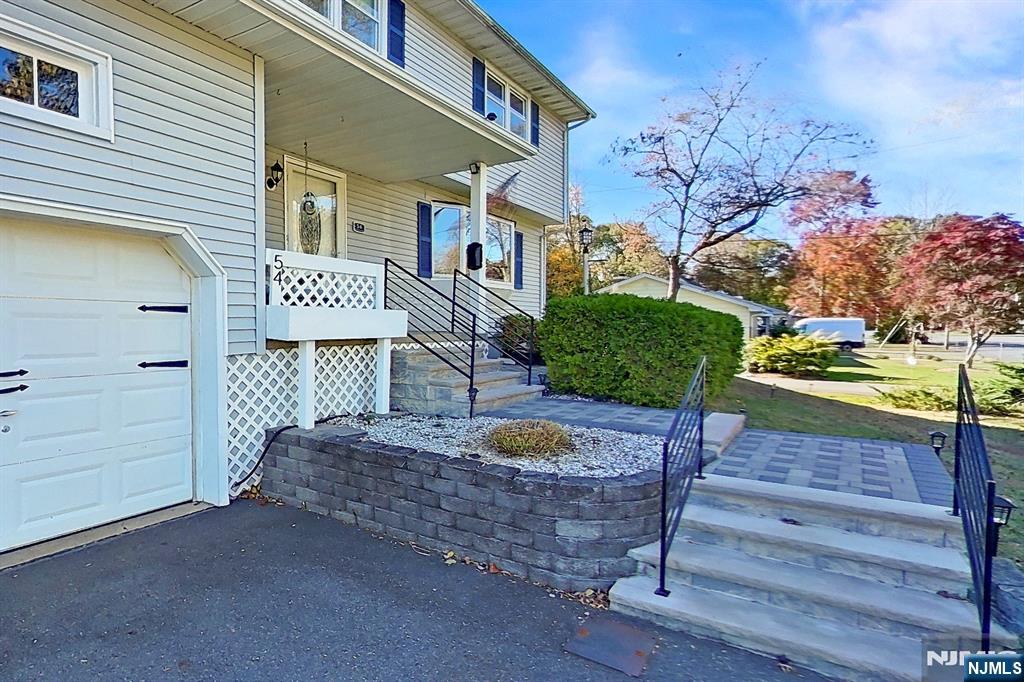 54 Mapledale Avenue - Photo 4