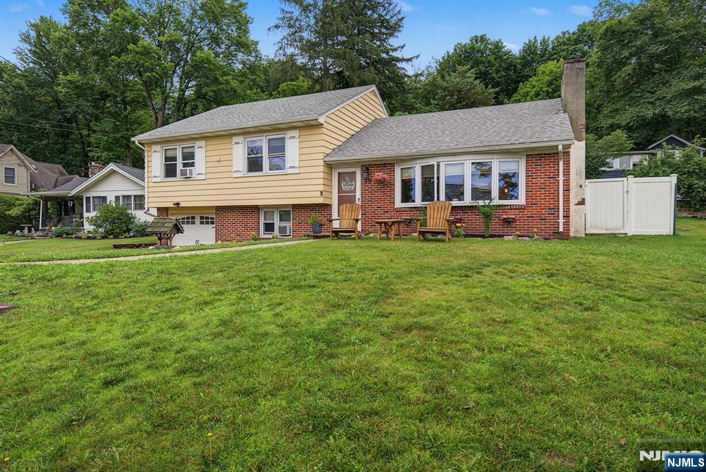 19 Birch Parkway - Photo 1