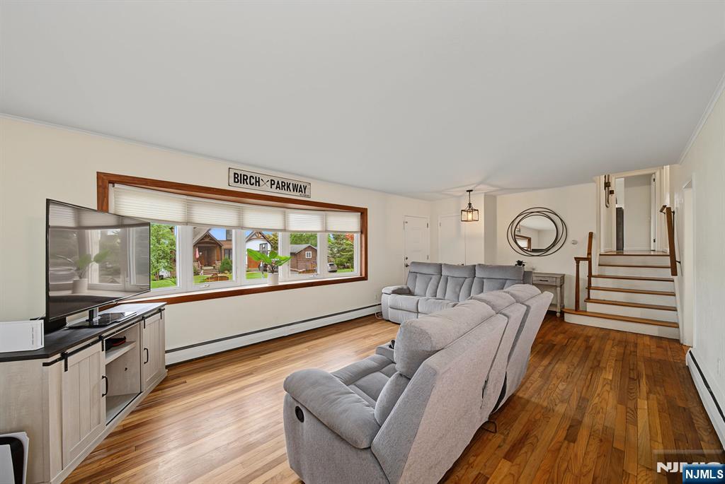 19 Birch Parkway - Photo 2