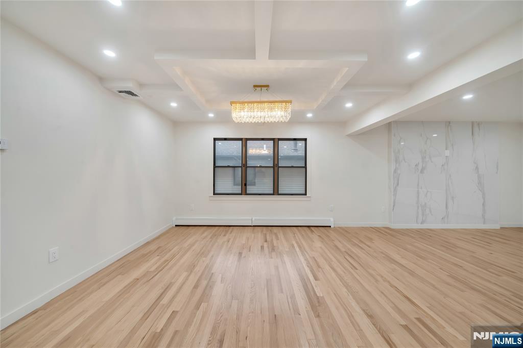 468 Morse Avenue - Photo 5