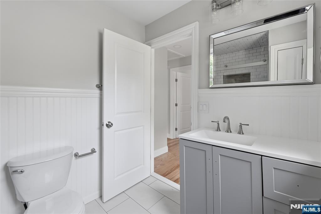 43 4th Street - Photo 4