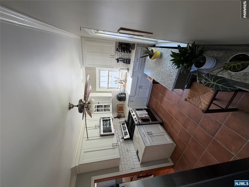 734 E Clark Avenue - Photo 4