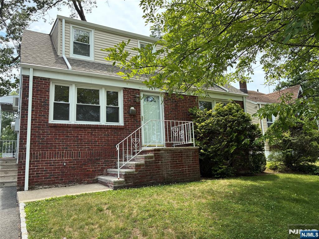 Homes for sale in Nutley, NJ | 151 Conover, Nutley, NJ 07110 | MLS# 26025743