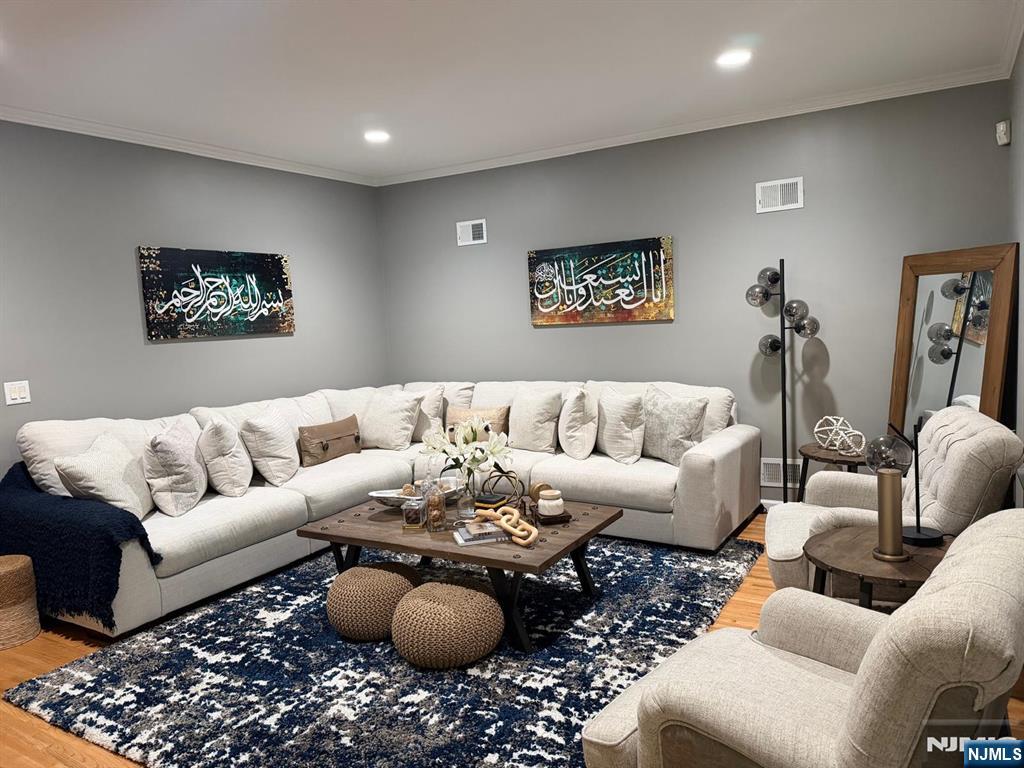 341 Maple Street - Photo 3