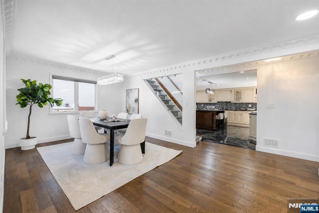 30 Elm Street — photo 9