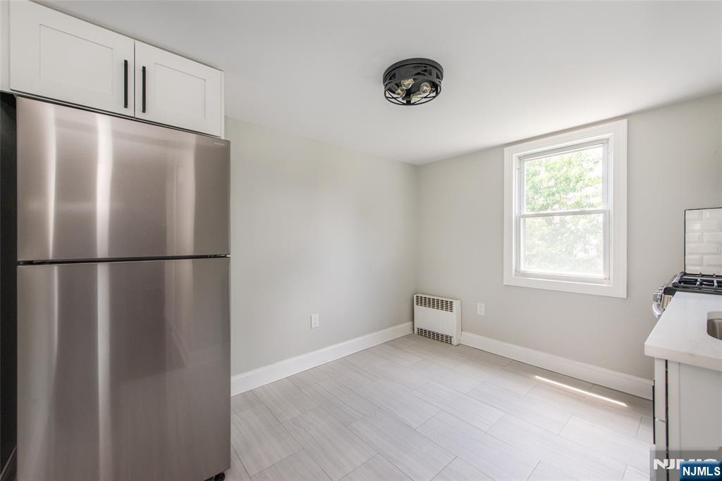 127 Albert Street 2 - Photo 3