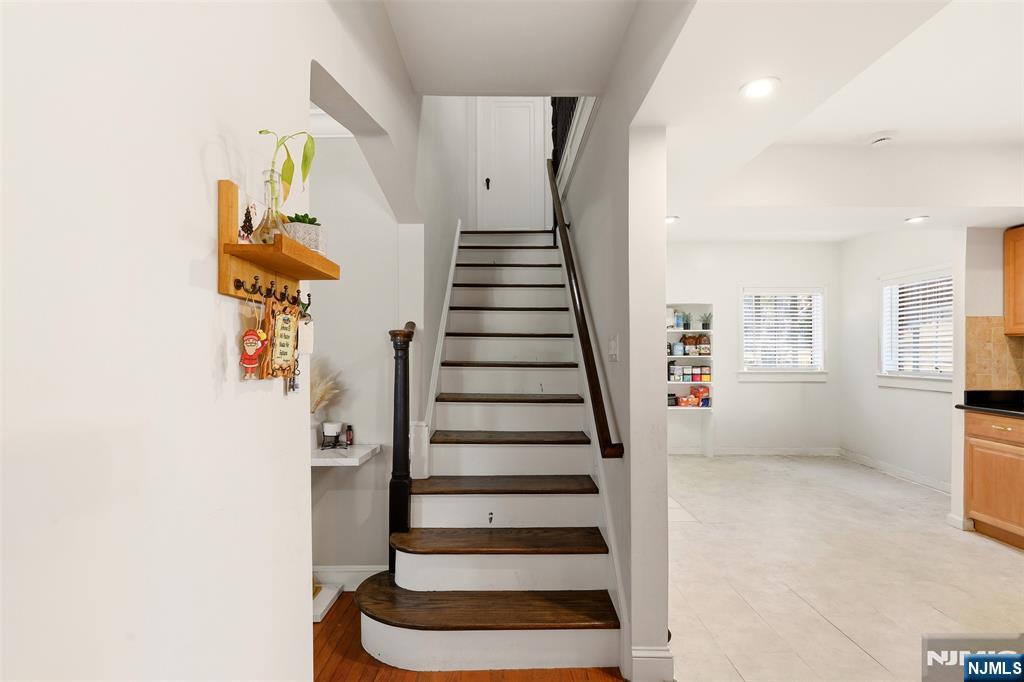 148 John Street - Photo 8