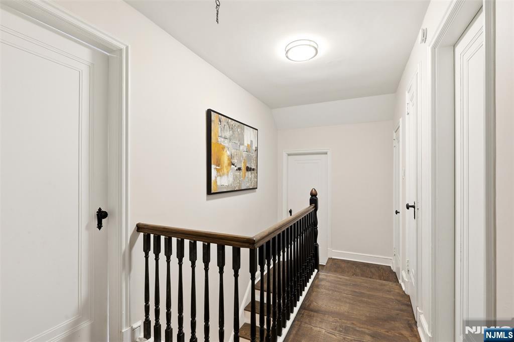 148 John Street - Photo 9