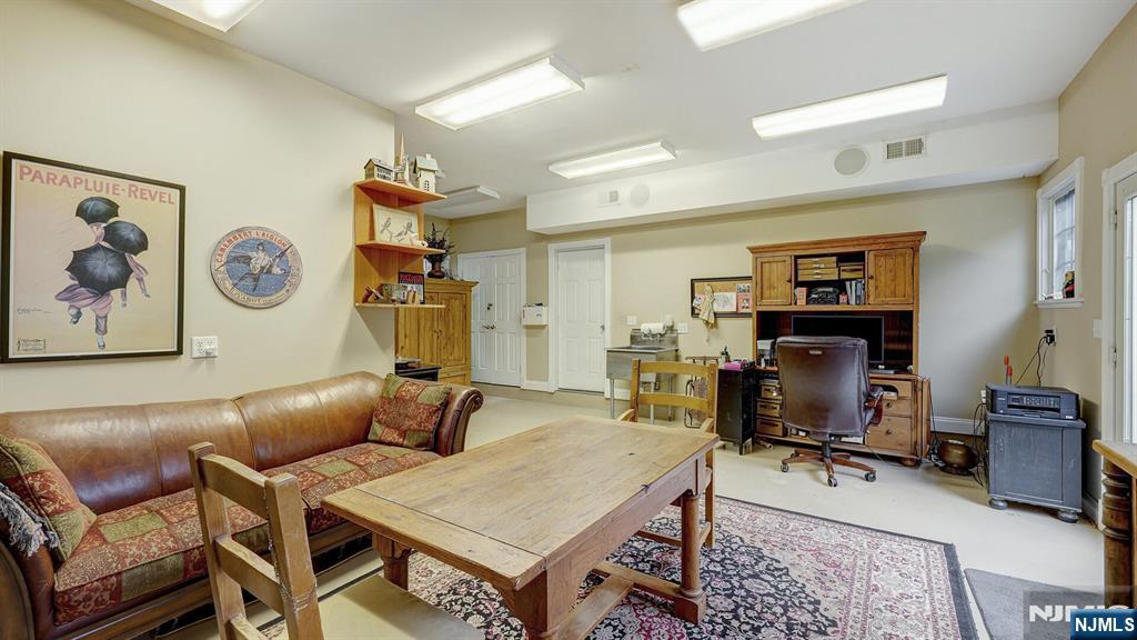 35 Woodledge Road — photo 44