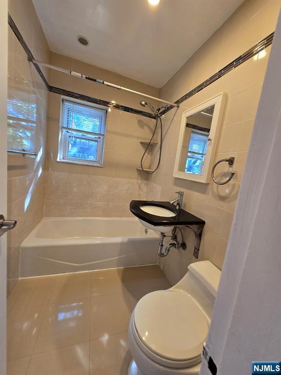 1575 Center Avenue 4F - Photo 5