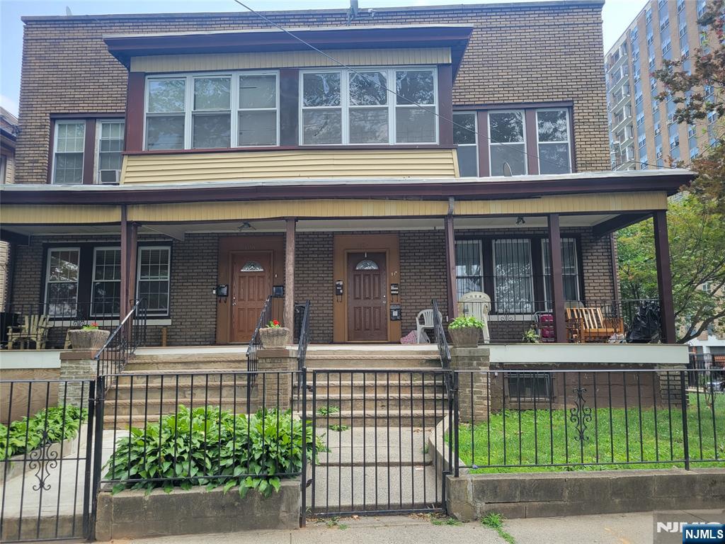 110 Dayton Street 1-A - Photo 1