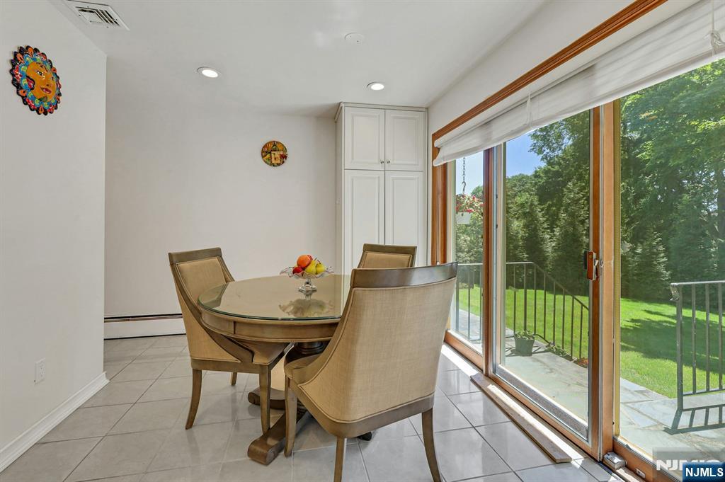 10 Shaw Road — photo 13