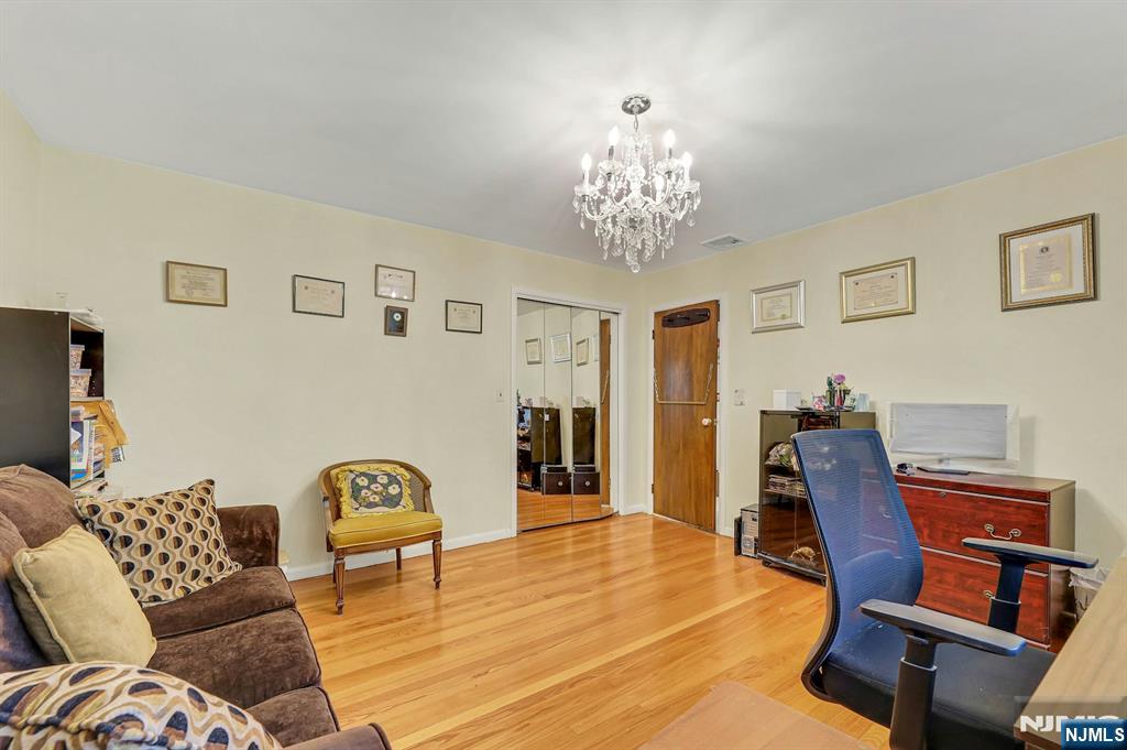 10 Shaw Road — photo 31
