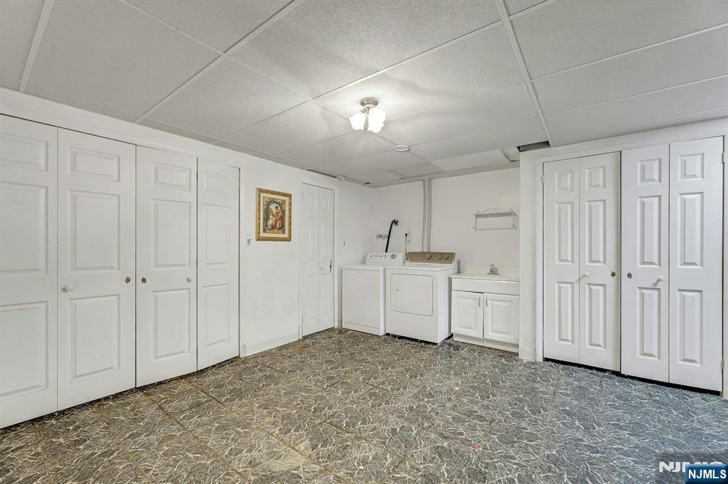 10 Shaw Road — photo 35