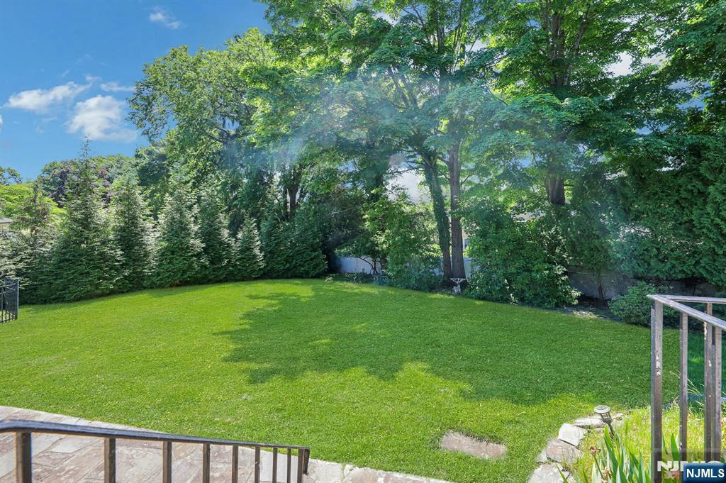10 Shaw Road — photo 38