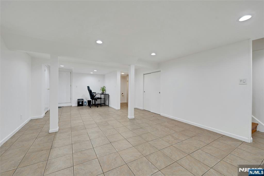 177 Parkway — photo 25