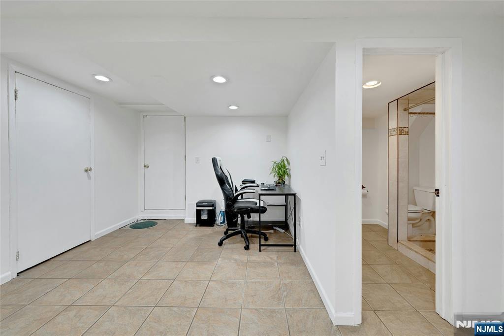 177 Parkway — photo 26