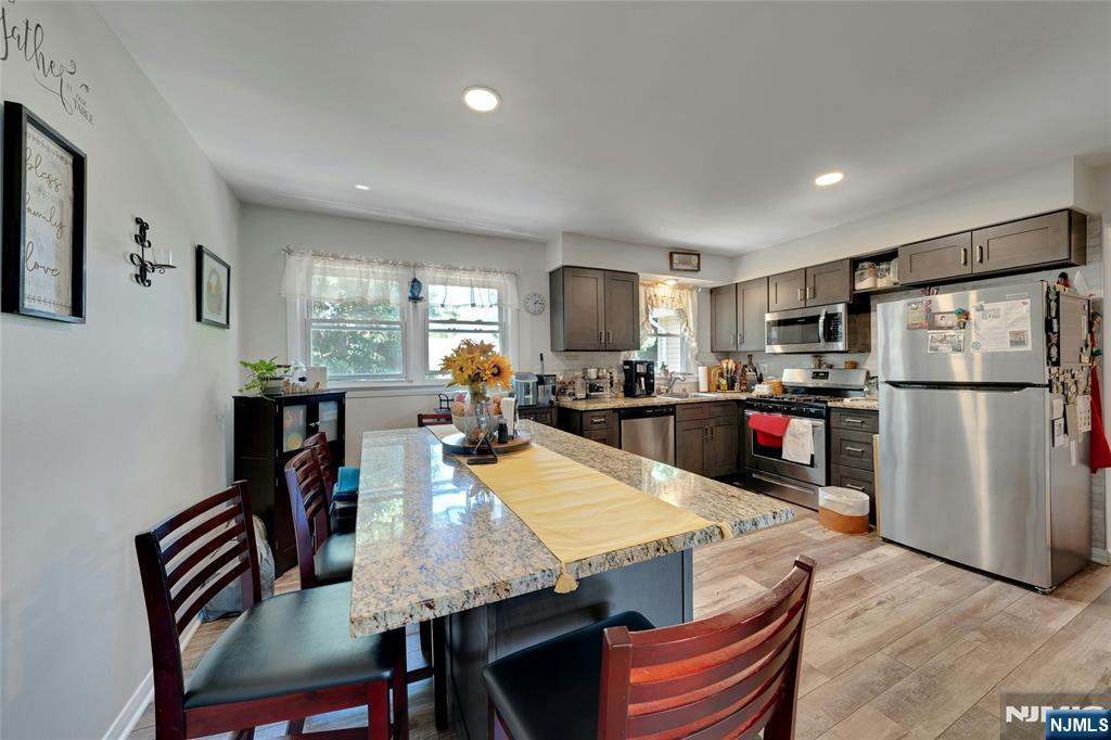 177 Parkway — photo 35