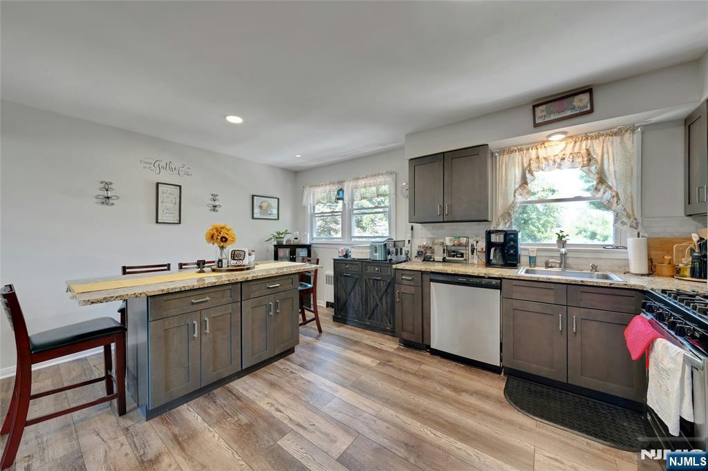 177 Parkway — photo 37