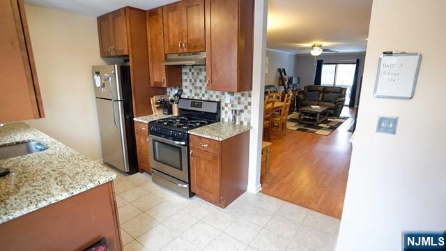 1806 Faulkner Court - Photo 3