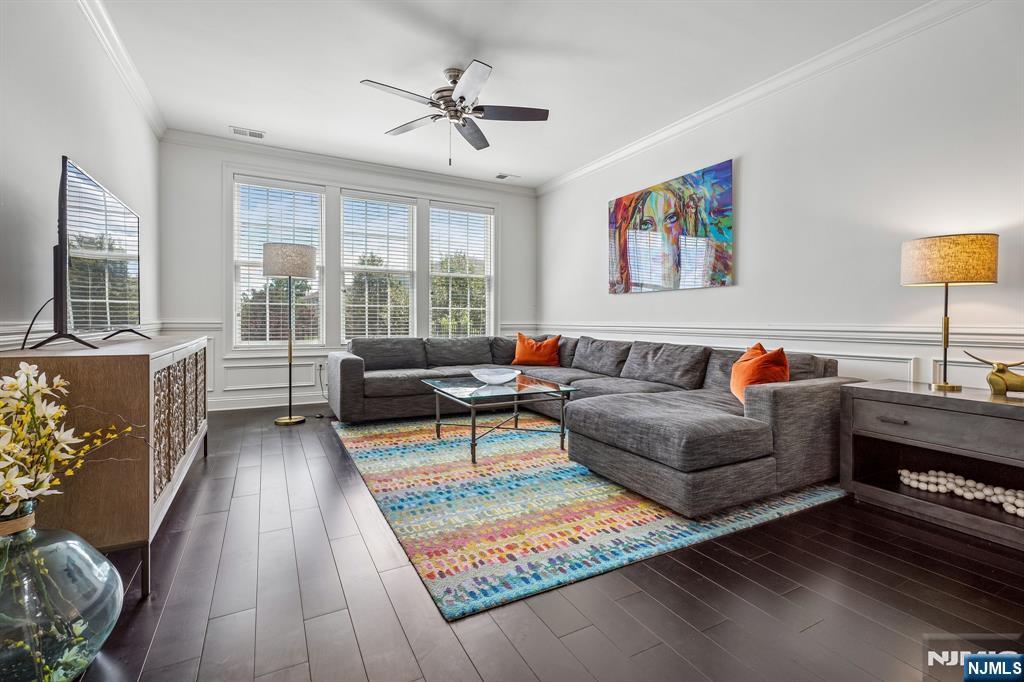 901 Four Seasons Lane - Photo 3