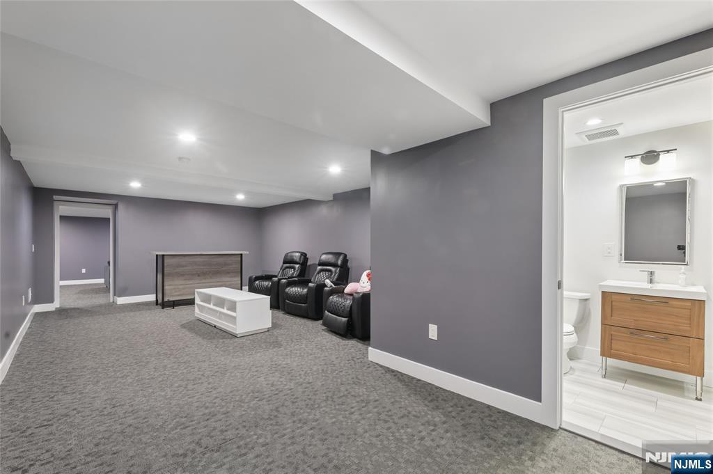 68 Serpentine Road — photo 48