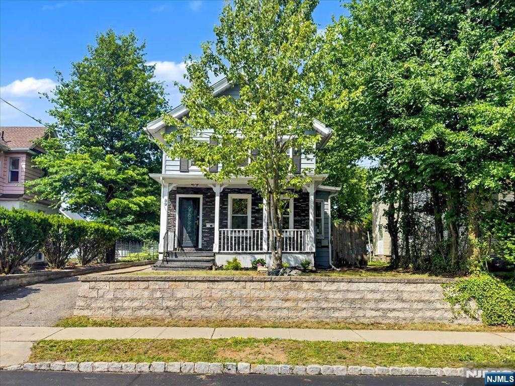 89 W Hamilton Ave, Englewood, NJ 07631