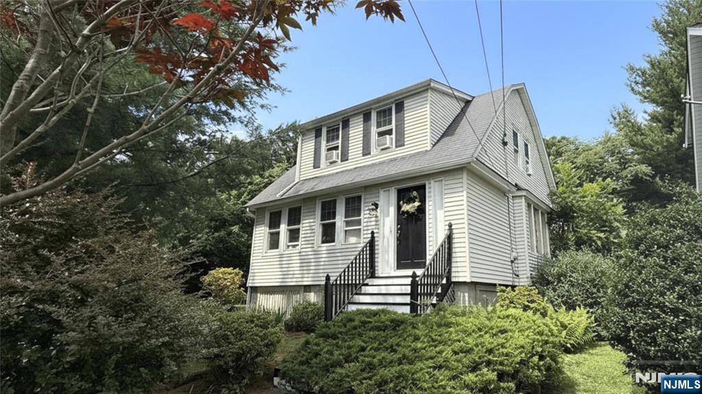 393 Kingston Street - Photo 1