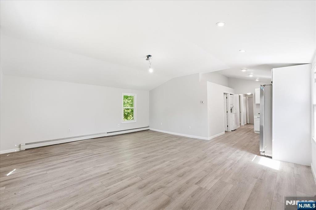 8 Madelyn Avenue - Photo 4