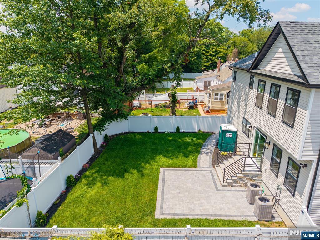 584 Plymouth Road