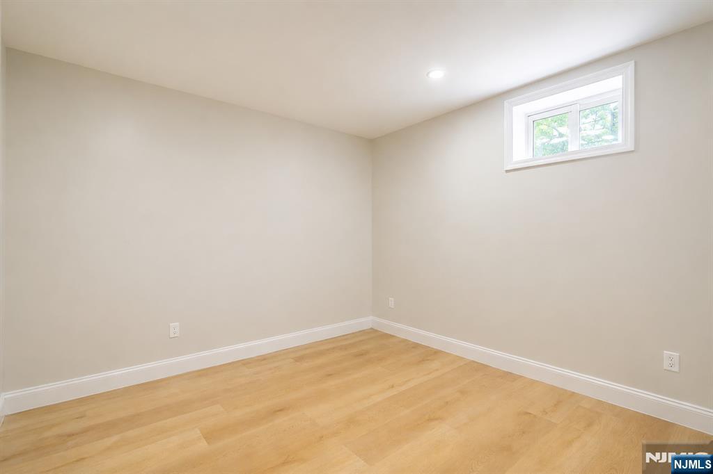 584 Plymouth Road