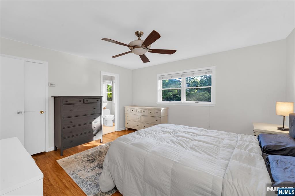 68 Bluefield Avenue — photo 15