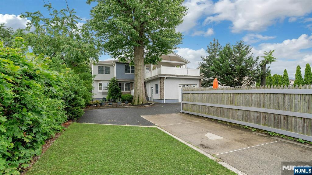 Photo 1 of Single family home for sale at 444 Riverside Ave, Lyndhurst, NJ 07071 | MLS# 26025853 | Listing updated on 2026-09-18