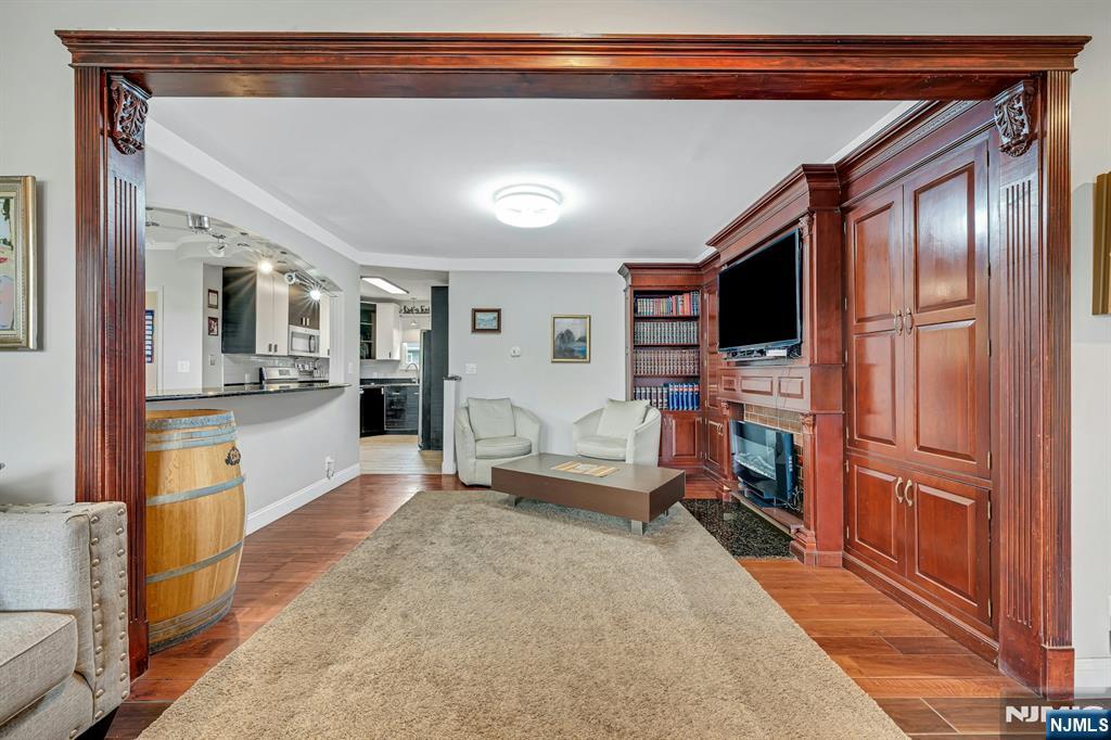 Photo 4 of Single family home for sale at 444 Riverside Ave, Lyndhurst, NJ 07071 | MLS# 26025853 | Listing updated on 2026-09-18