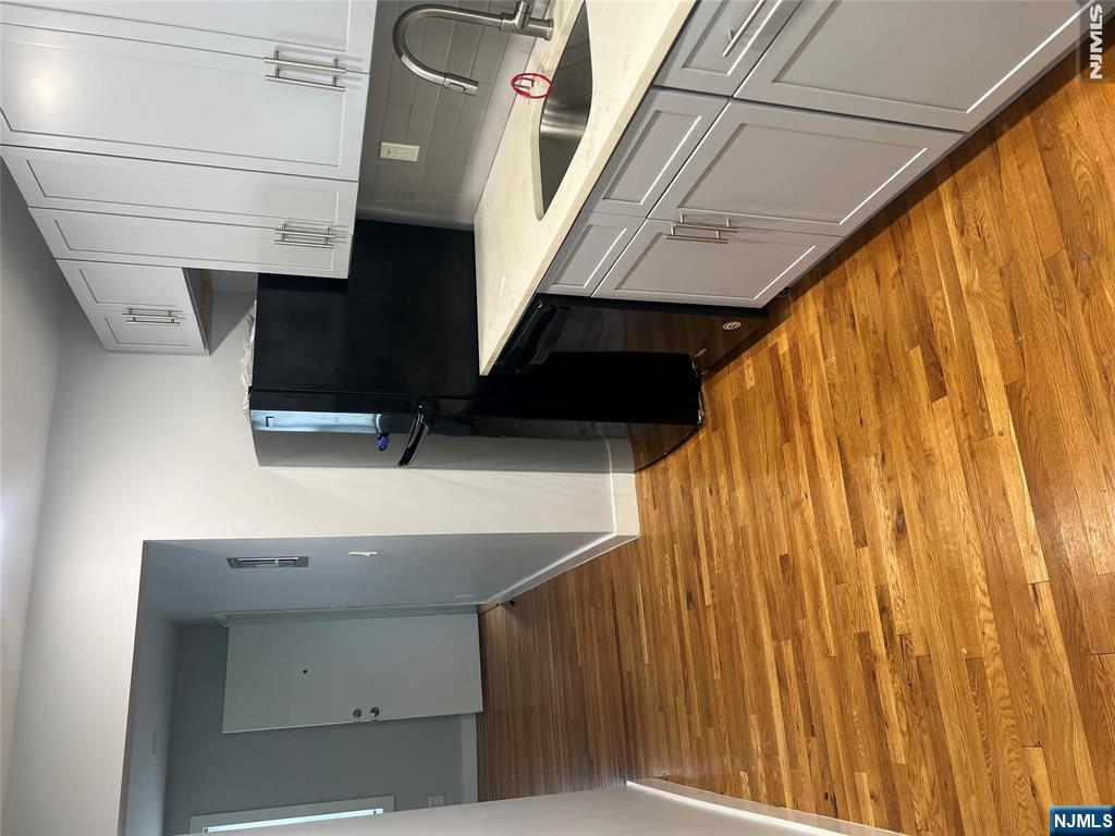 935 Broad Street - Photo 4