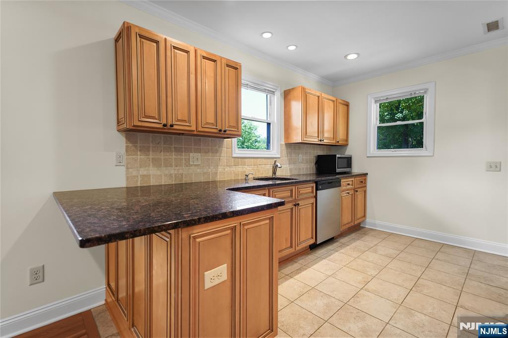 27 Milton Street - Photo 5