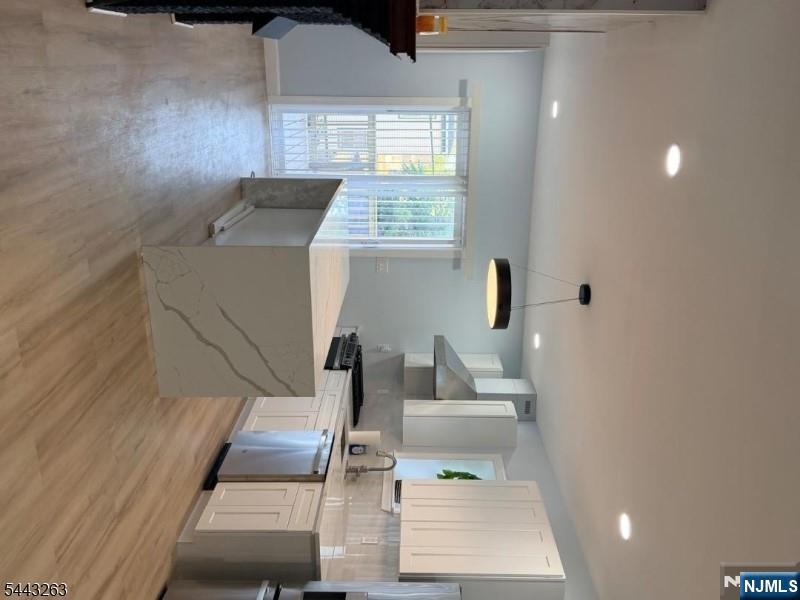 32 Watson Avenue - Photo 1