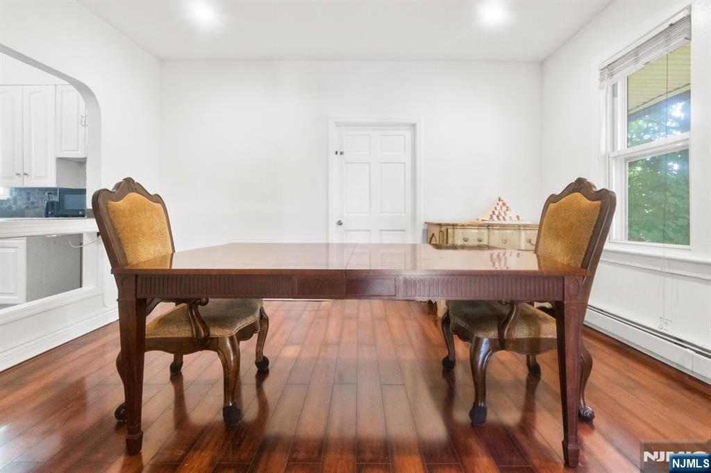 334 Brook Avenue - Photo 5