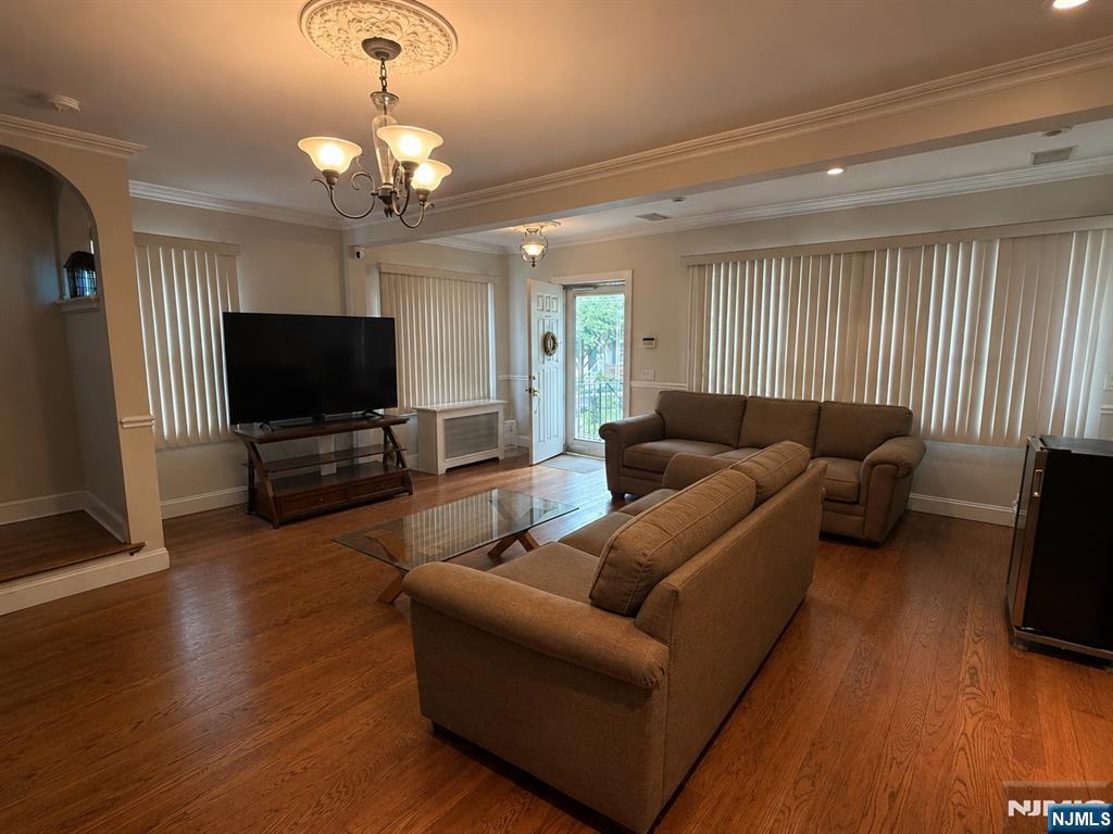 88 Union Pl, Ridgefield Park, NJ 07660