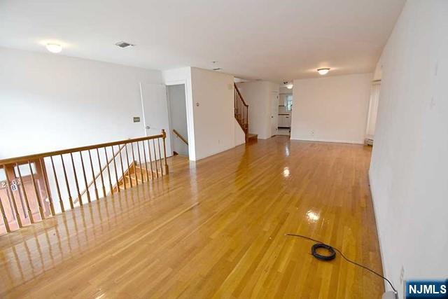 2462 7th B - Photo 3