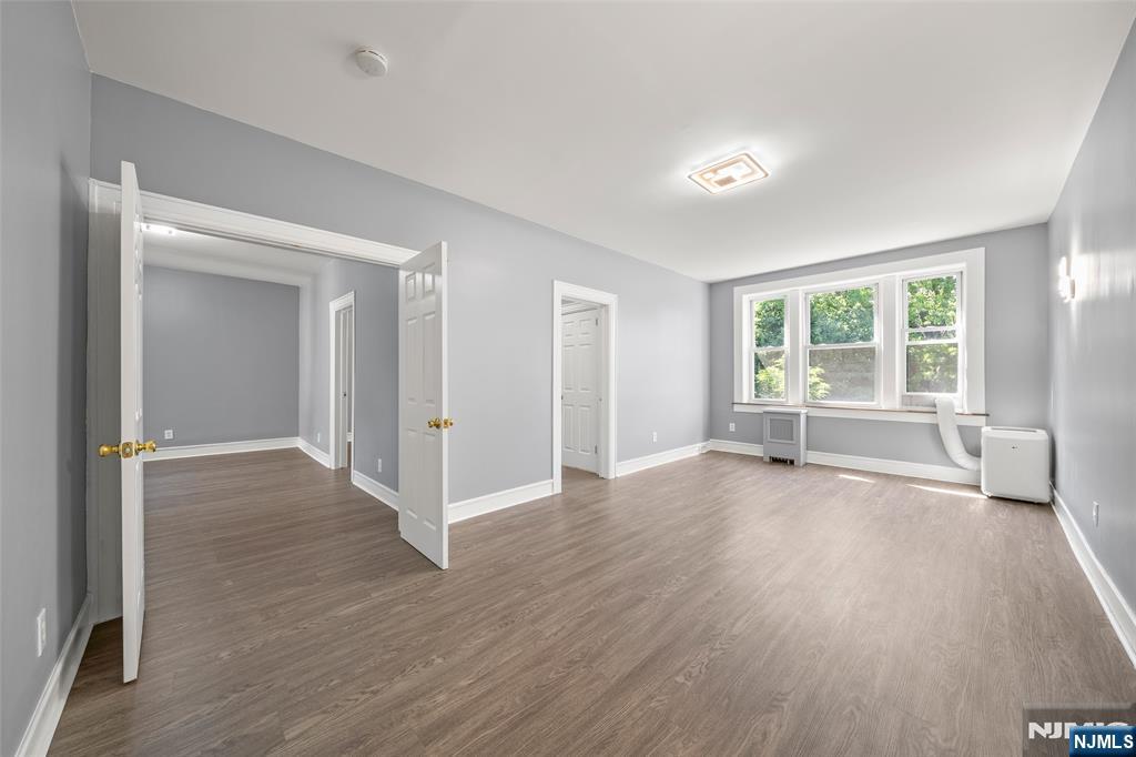 218 Broad Avenue 3C - Photo 4