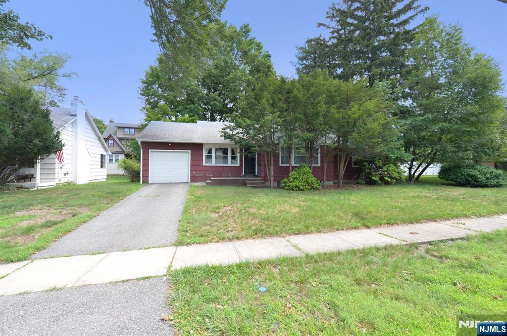 6 Central Avenue - Photo 2