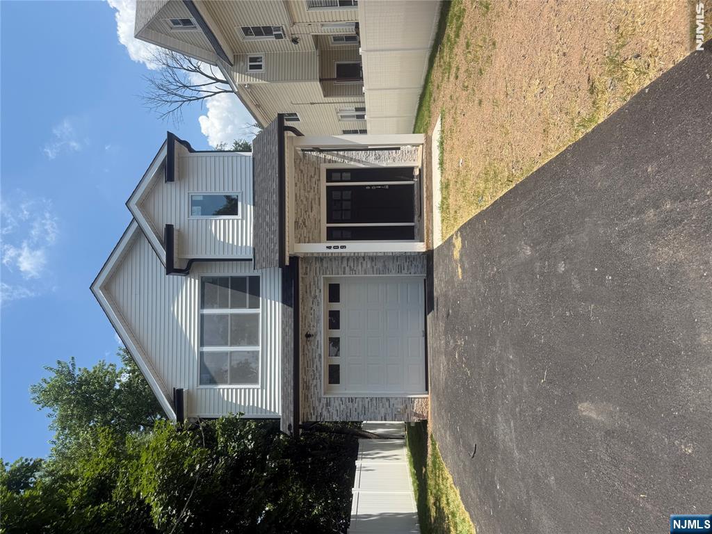409 John Street - Photo 1
