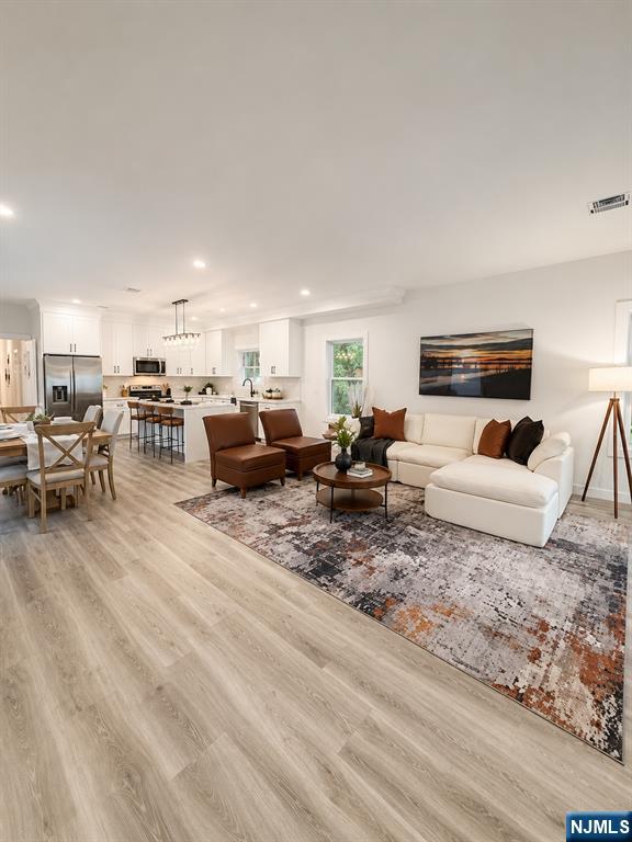 409 John Street - Photo 5