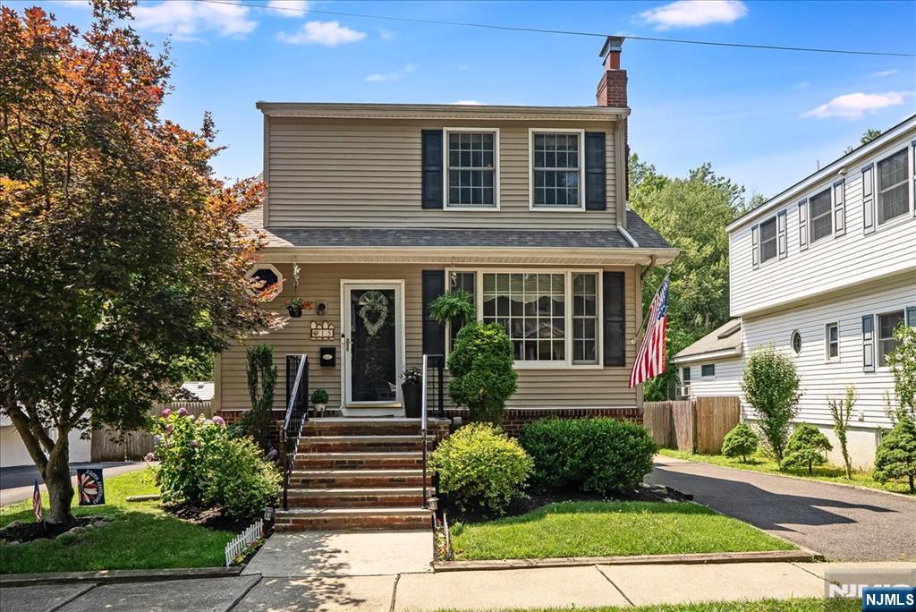 15 Oak Street - Photo 1