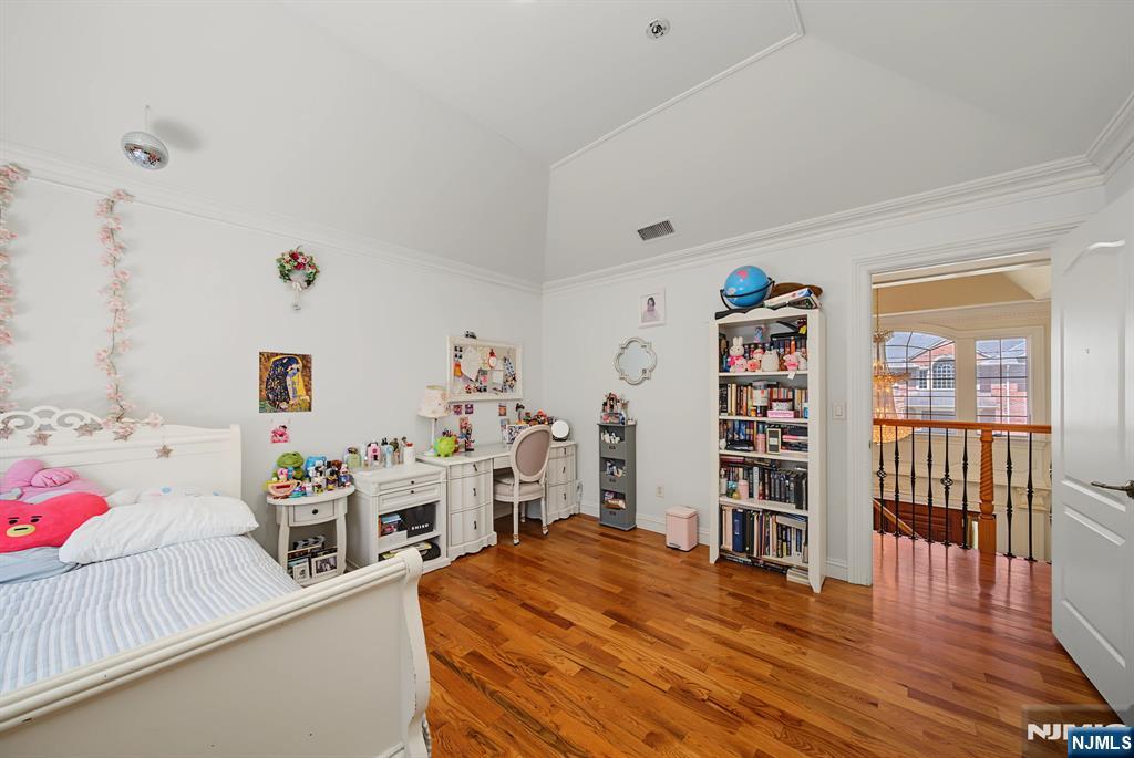 29 Meadow Street — photo 28
