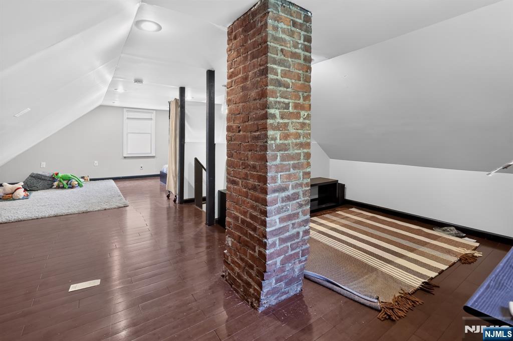 25 Jefferson Avenue — photo 19