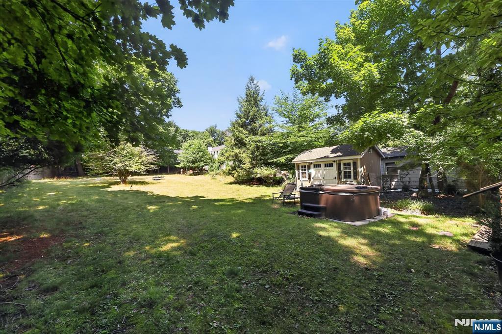 25 Jefferson Avenue — photo 30