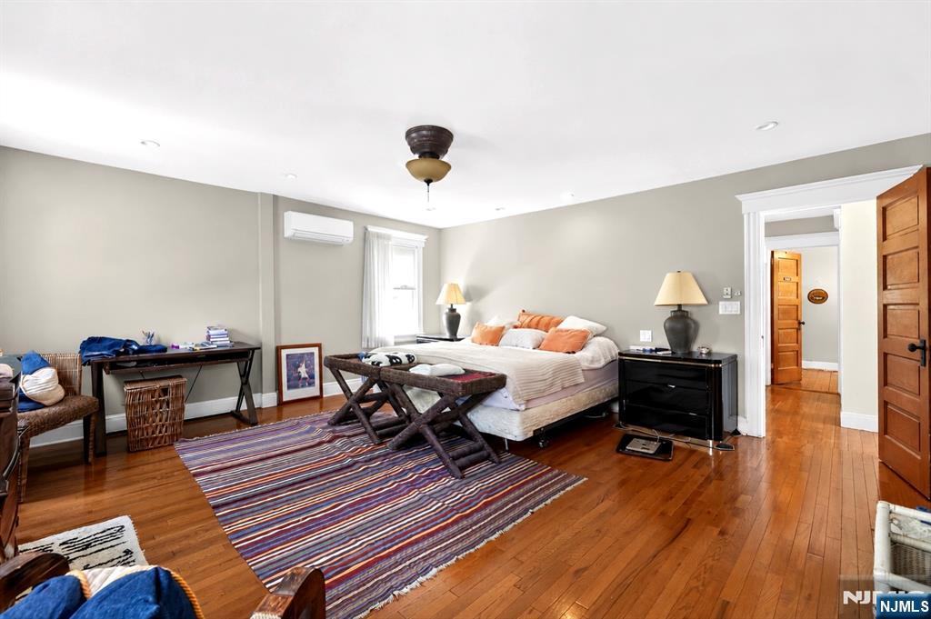 25 Jefferson Avenue — photo 36